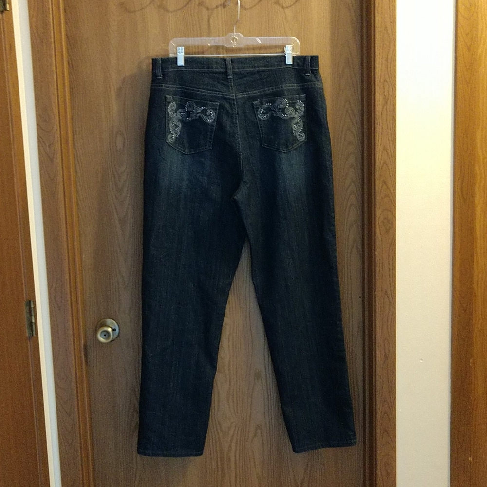Jeans - Picture 2 of 7